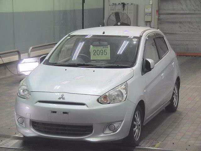 MITSUBISHI MIRAGE