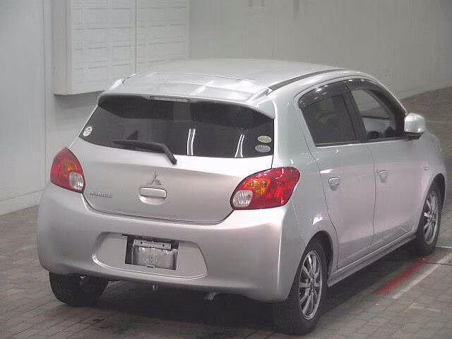 MITSUBISHI MIRAGE