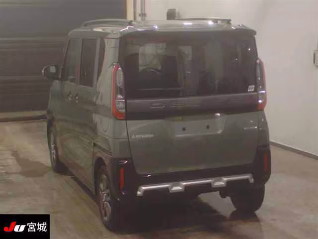 MITSUBISHI DELICA MINI