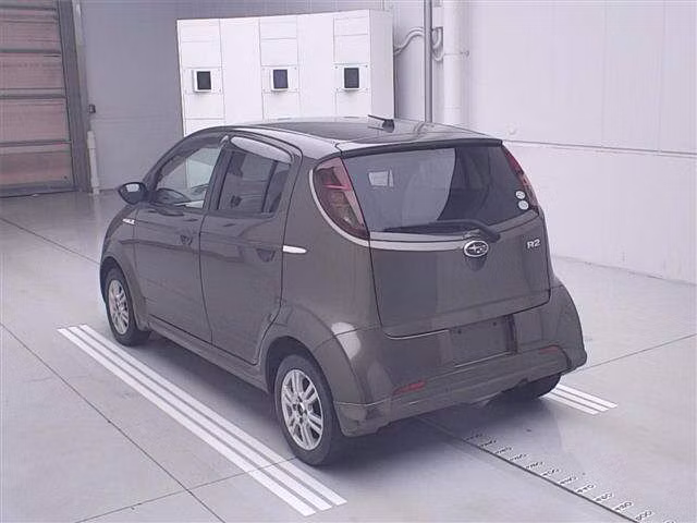 SUBARU R2