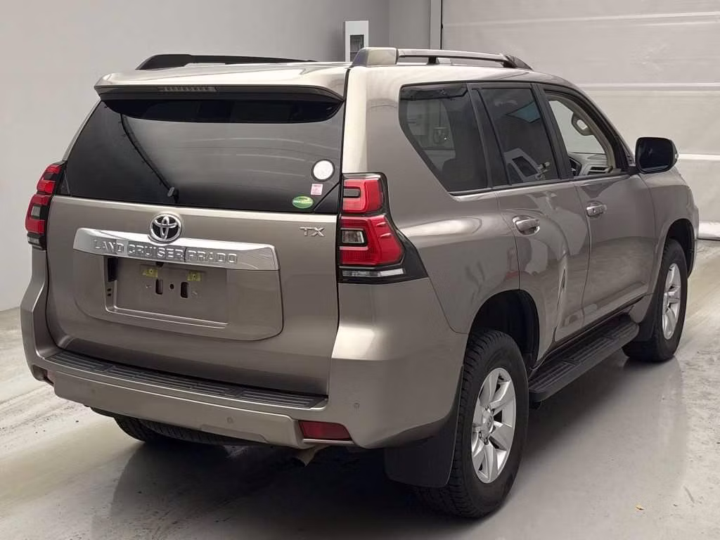 TOYOTA LAND CRUISER PRADO