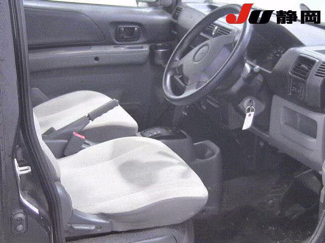 MITSUBISHI TOWN BOX