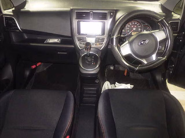 SUBARU TREZIA