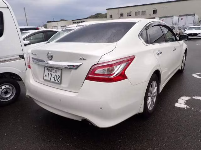 NISSAN TEANA