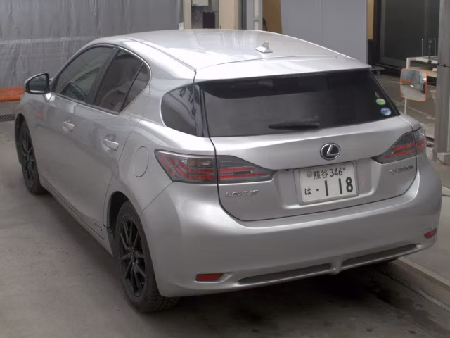 LEXUS CT200H