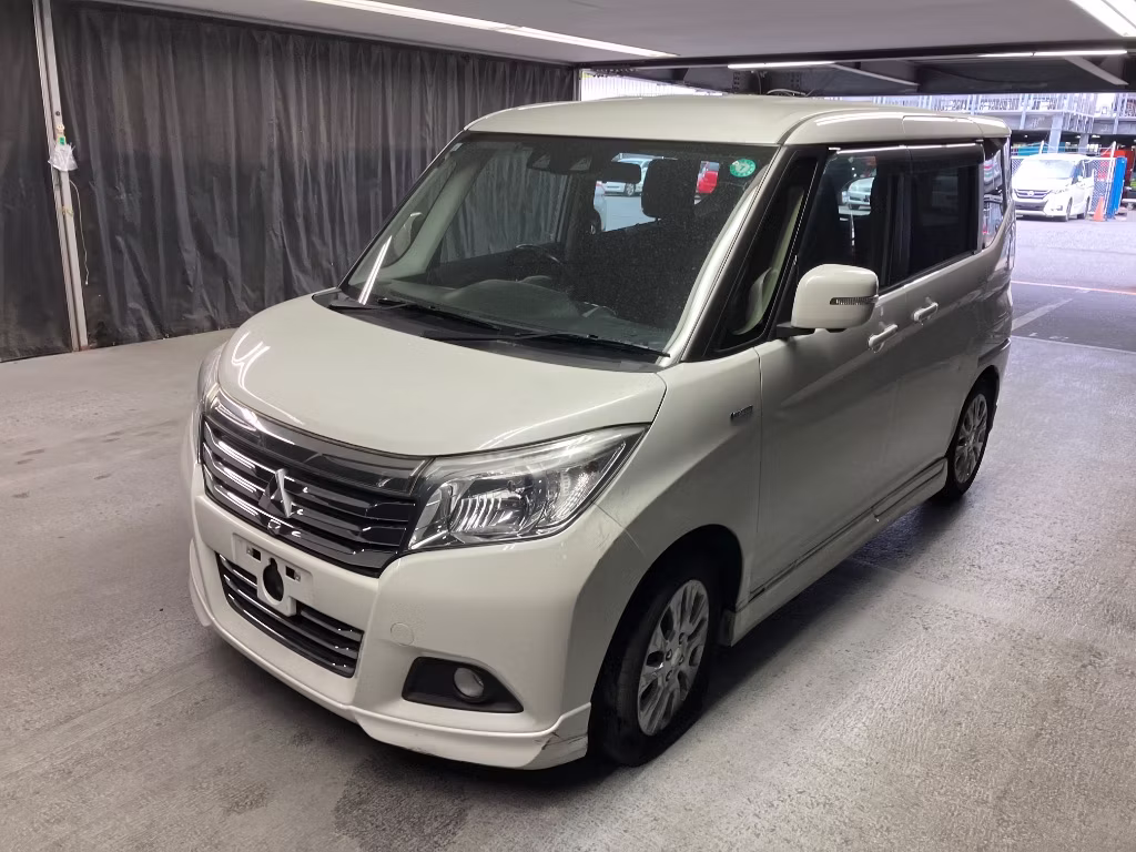 MITSUBISHI DELICA D:2