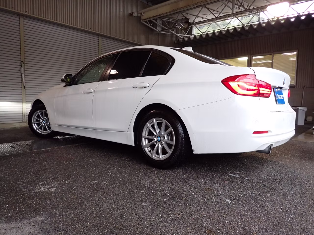 BMW 3-SERIES
