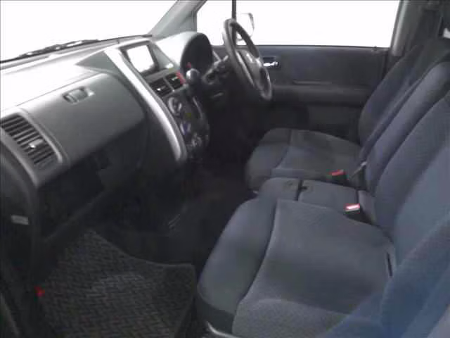 HONDA MOBILIO SPIKE