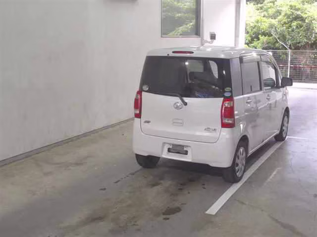 DAIHATSU TANTO EXE