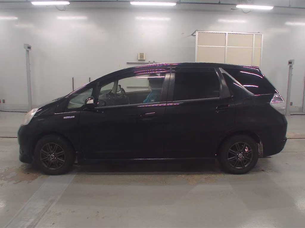 HONDA FIT SHUTTLE
