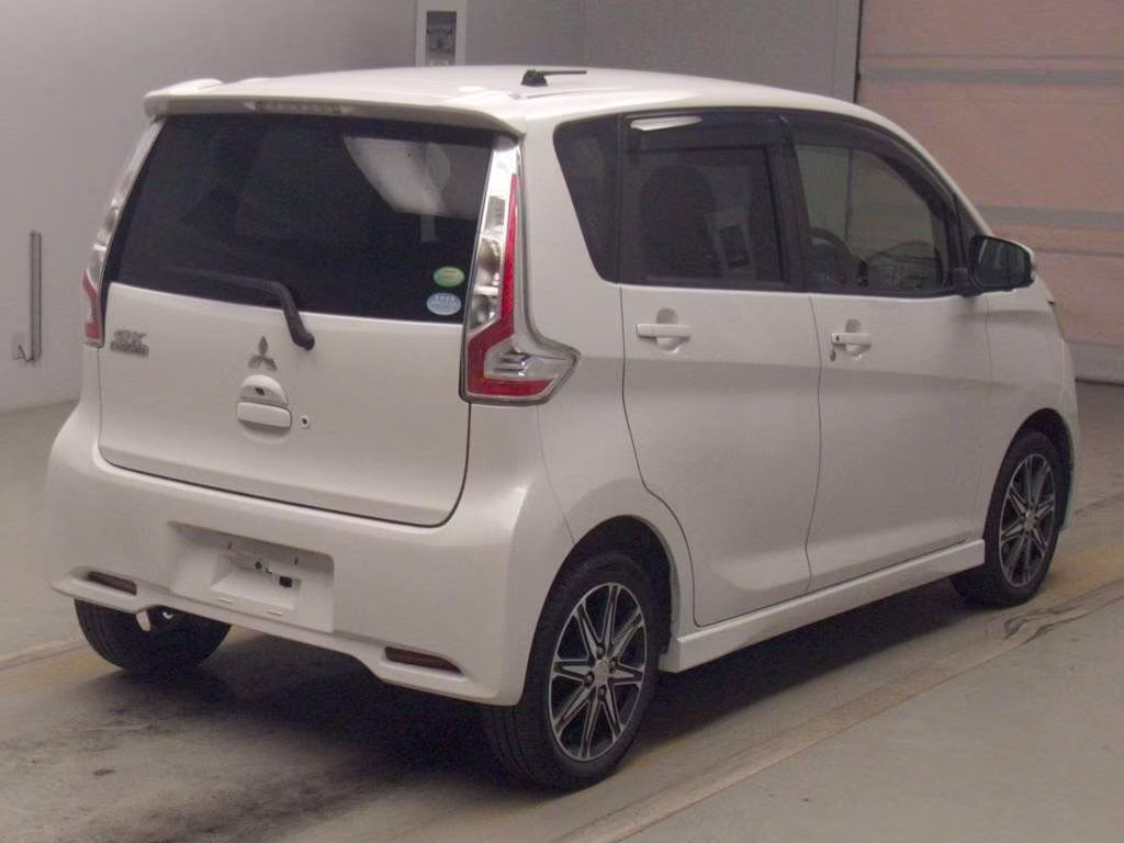MITSUBISHI EK CUSTOM
