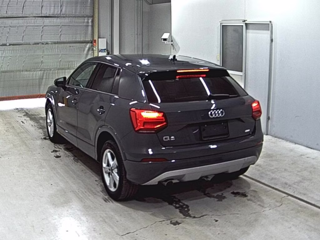 AUDI Q2