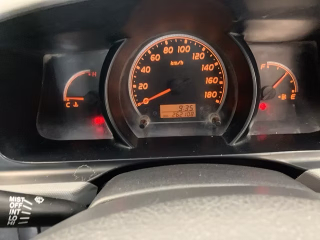 TOYOTA REGIUS ACE