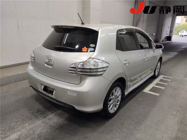 TOYOTA BLADE