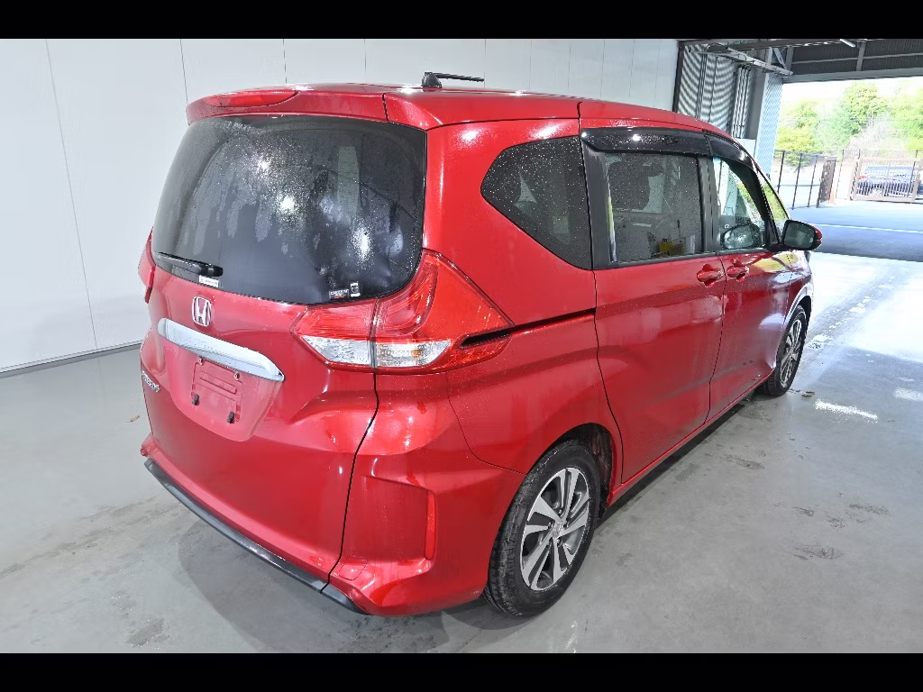 HONDA FREED+