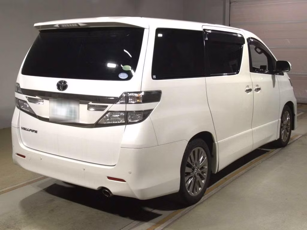 TOYOTA VELLFIRE