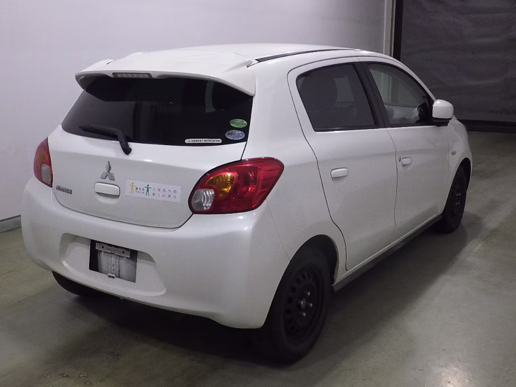 MITSUBISHI MIRAGE