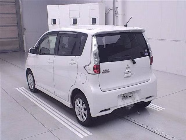 MITSUBISHI EK CUSTOM