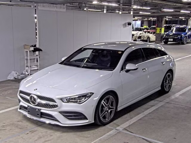MERCEDES-BENZ CLA-CLASS
