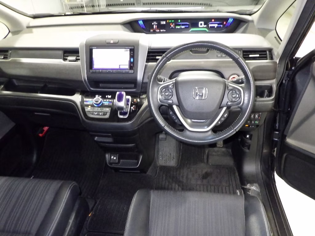 HONDA FREED+