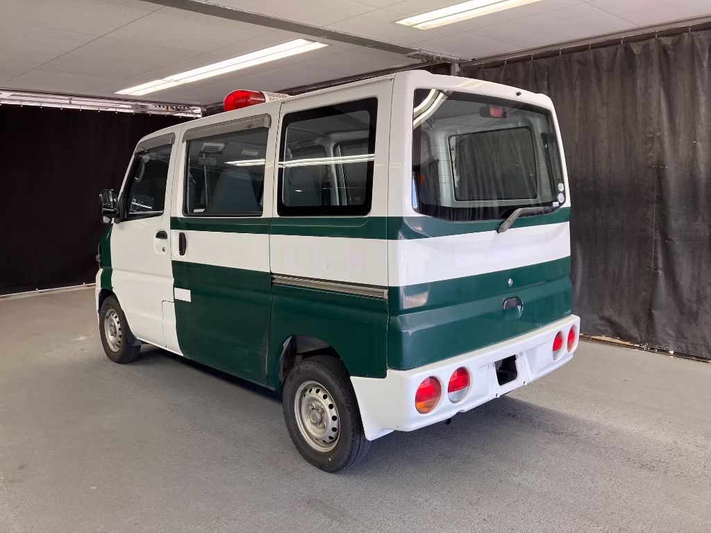 MITSUBISHI MINICAB
