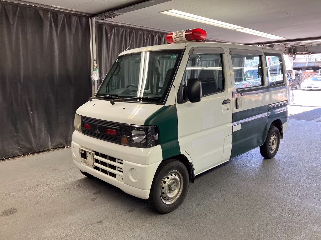 MITSUBISHI MINICAB