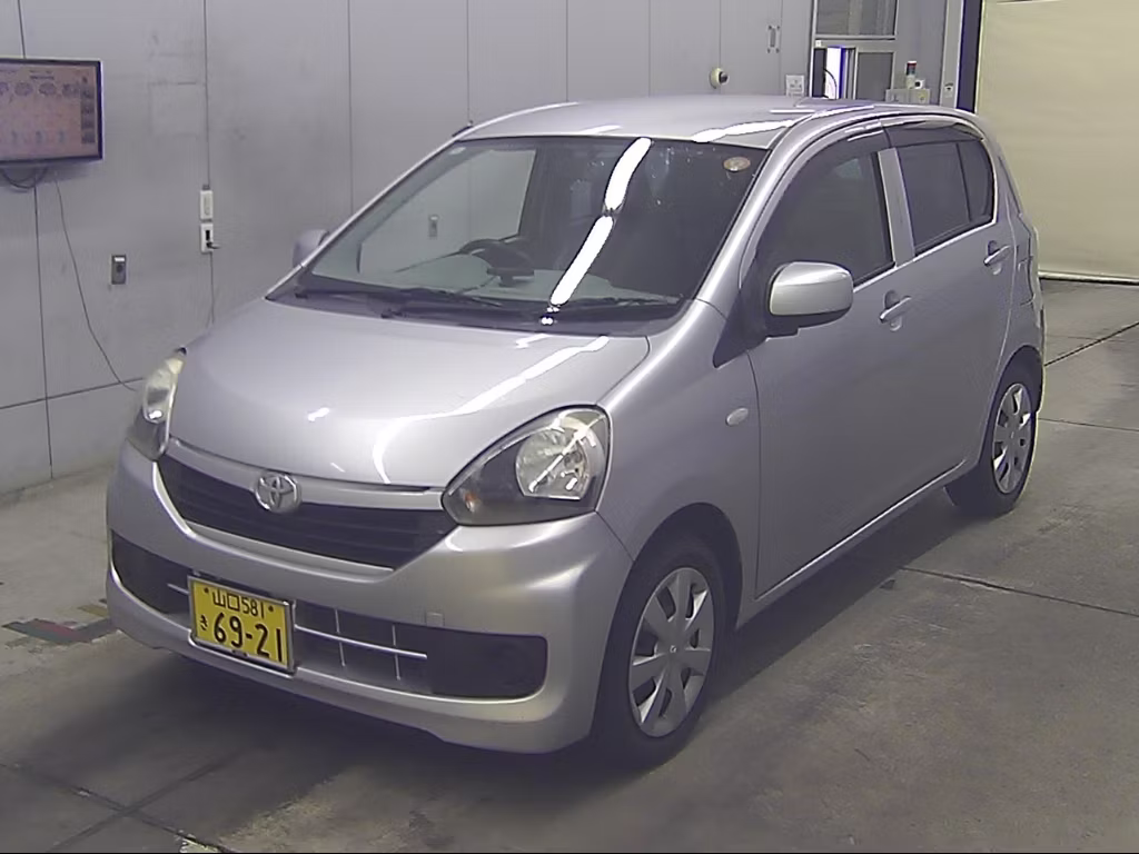 TOYOTA PIXIS EPOCH
