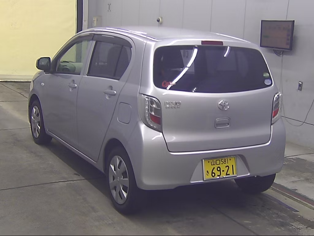 TOYOTA PIXIS EPOCH