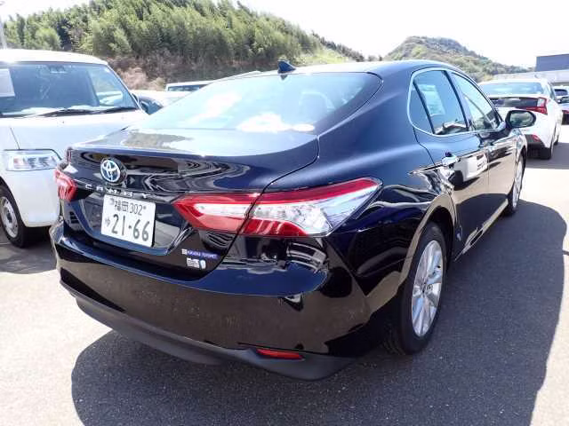 TOYOTA CAMRY