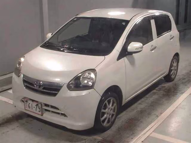 TOYOTA PIXIS EPOCH