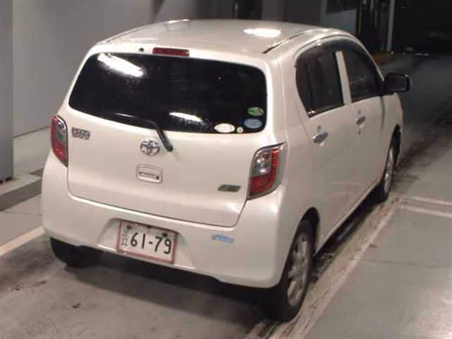 TOYOTA PIXIS EPOCH