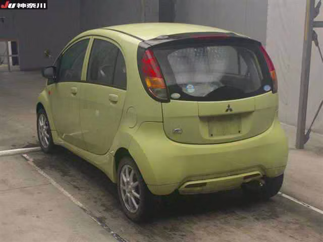 MITSUBISHI I