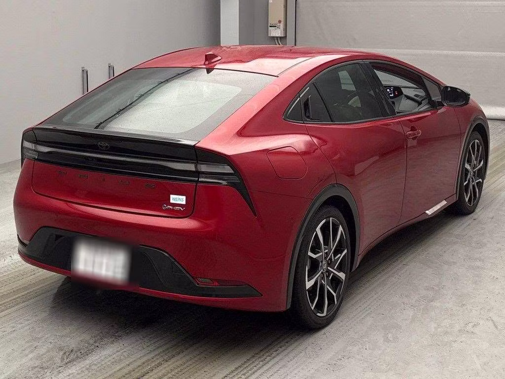 TOYOTA PRIUS PHV