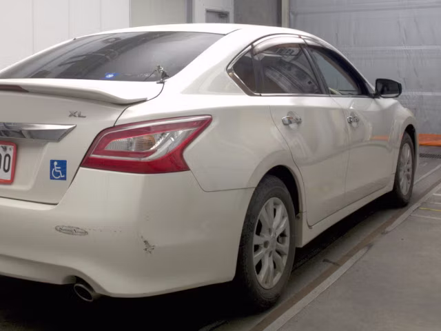 NISSAN TEANA