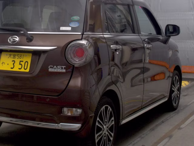 DAIHATSU CAST