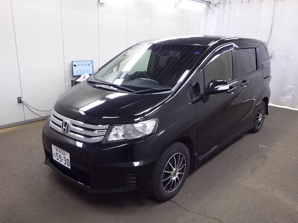 HONDA FREED SPIKE
