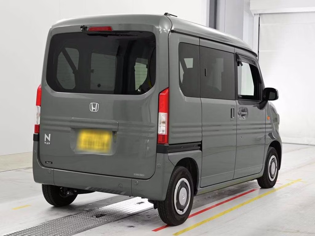HONDA N-VAN