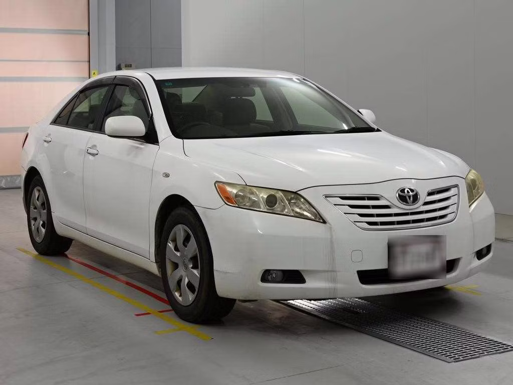 TOYOTA CAMRY
