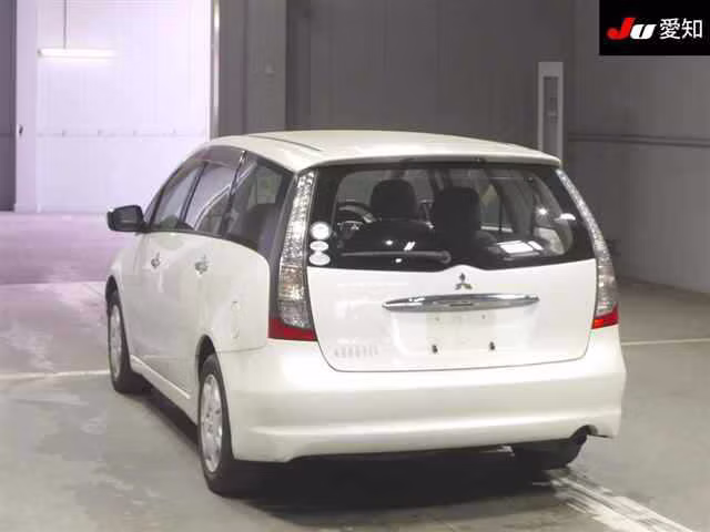 MITSUBISHI GRANDIS