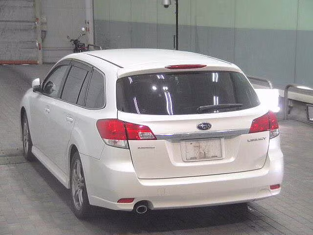 SUBARU LEGACY