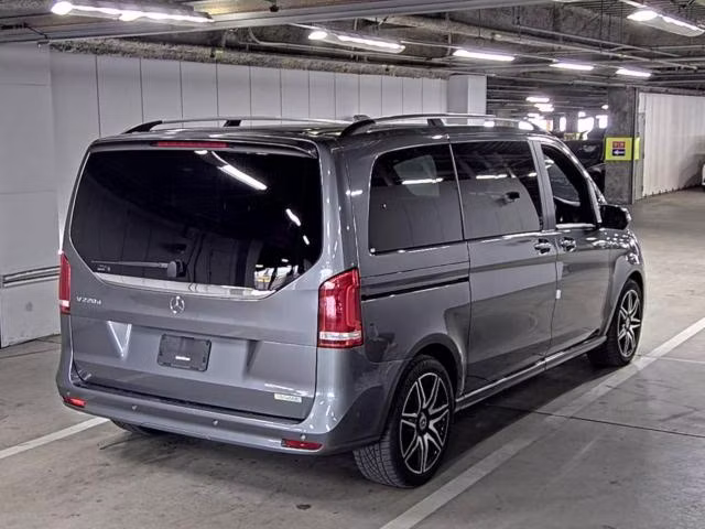 MERCEDES-BENZ V-CLASS