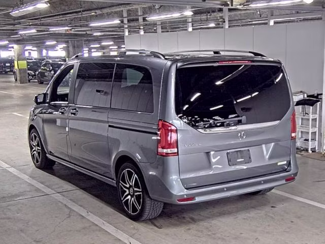 MERCEDES-BENZ V-CLASS