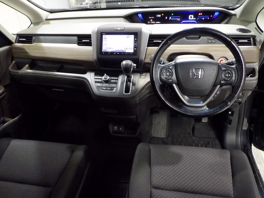 HONDA FREED+