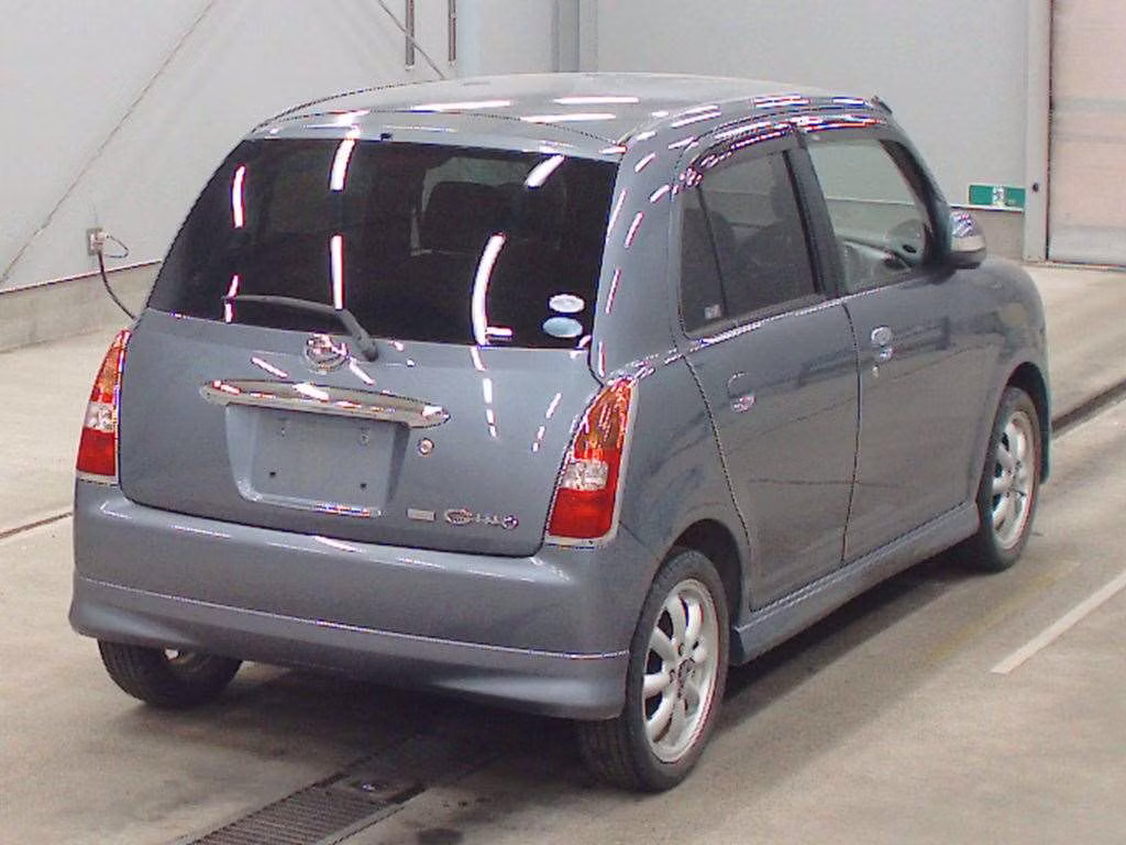 DAIHATSU MIRA GINO