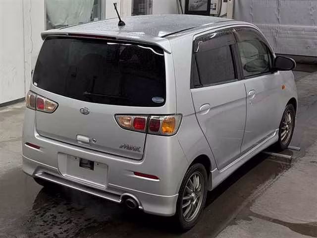 DAIHATSU MAX