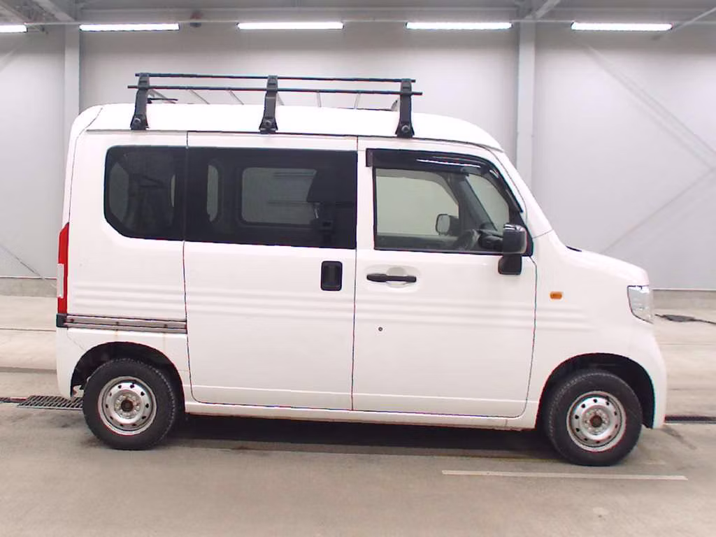 HONDA N-VAN