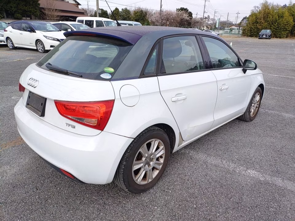 AUDI A1