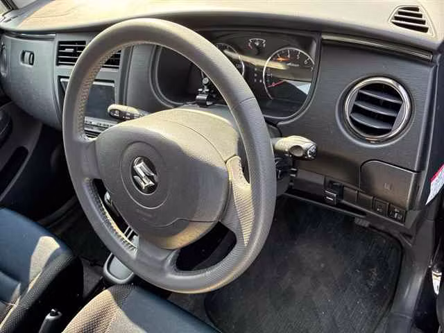 SUZUKI CERVO