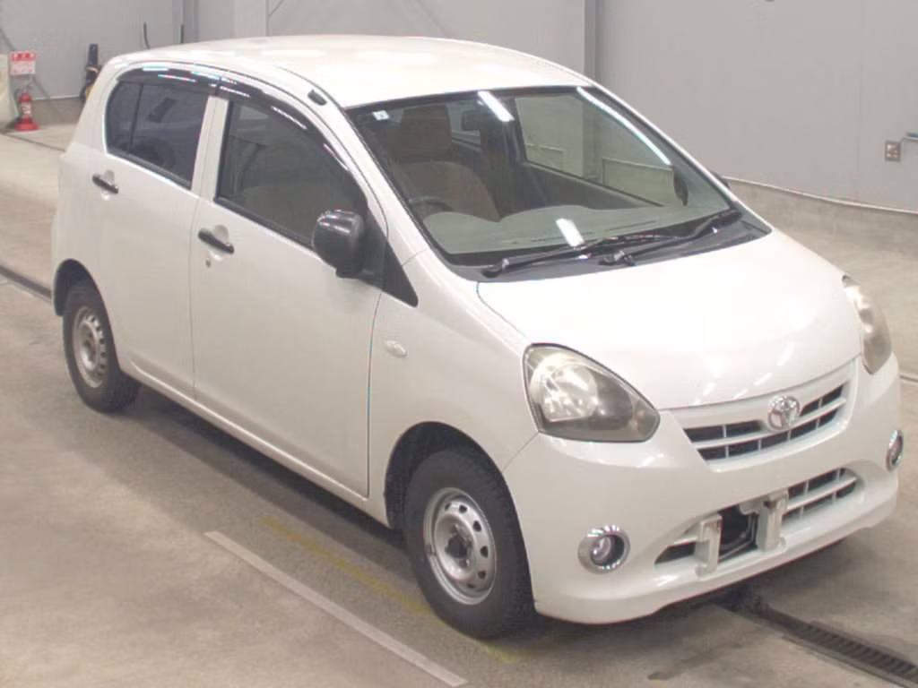 TOYOTA PIXIS EPOCH
