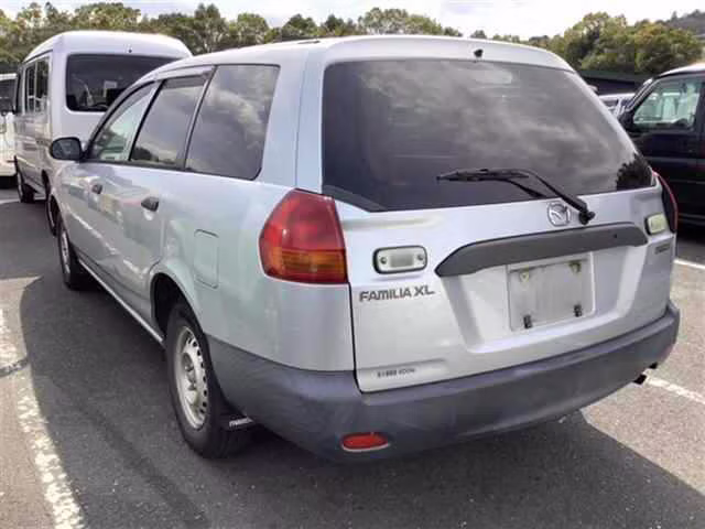 MAZDA FAMILIA